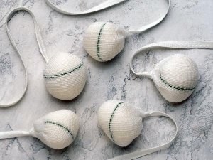 Picture of Surgical Tonsil Sponge X-Ray Detectable Cotton 7/8 Inch Diameter 5 Count Pack Sterile23275-680