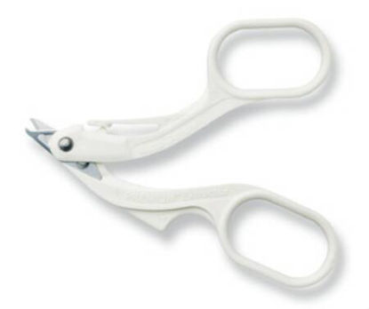 Picture of Staple Removal Kit Premium™ Plastic Handle / Metal Tip Scissor Style Handle150462