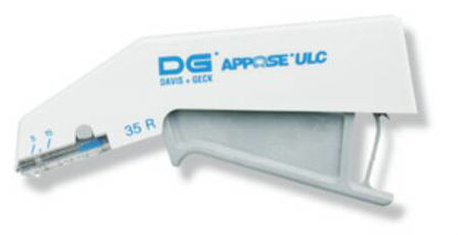 Picture of Wound Stapler Appose™ UCL Squeeze Handle Stainless Steel Staples 35 mm Staples8886803512