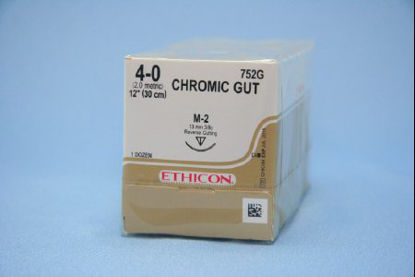 Picture of Suture with Needle Absorbable Uncoated Undyed Suture Chromic Gut Size 4 - 0 12 Inch Suture Double-Armed 13 mm Length 3/8 Circle Reverse Cutting Needle752G