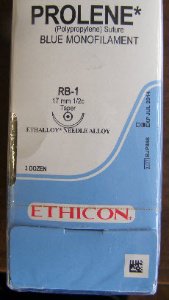 Picture of Suture with Needle Prolene™ Nonabsorbable Uncoated Blue Suture Monofilament Polypropylene Suture Size 4 - 0 18 Inch Suture Double-Armed 17 mm Length 1/2 Circle Taper Point Needle8757H