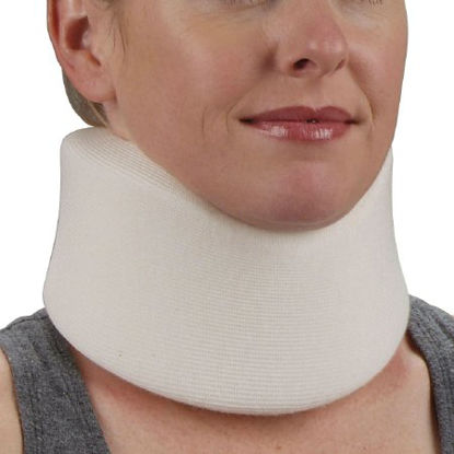 Picture of Cervical Collar PremierPro™ Contoured / Medium Density Adult X-Large One-Piece 4 Inch Height 20 Inch Length1104XLPP