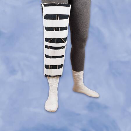 Picture of Knee Immobilizer DeRoyal® One Size Fits Most Hook and Loop Closure 24 Inch Length Left or Right Knee7091-07
