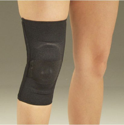 Picture of Knee Brace DeRoyal® Medium Pull-On 18 to 20-1/2 Inch Left Knee14761006