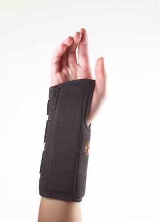 Picture of Wrist Splint Ultra-Fit™ Aluminum / Foam Laminate Right Hand Black Medium73-1004-000