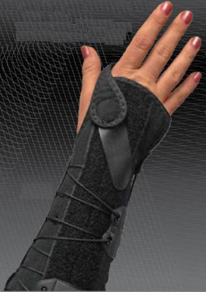 Picture of wrist support eZY WRAP® Sidewinder™ Standard Felt Right Hand Black One Size Fits Most11356-00