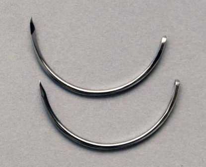 Picture of Suture Needle 1/2 Circle Trocar Point Needle Mayo Catgut Type242604