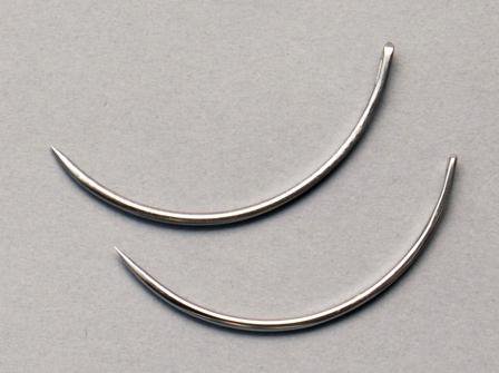 Picture of Suture Needle Richard-Allan® 3/8 Circle Taper Point-Heavy Needle Mayo Catgut Type Size 4 Needle216804