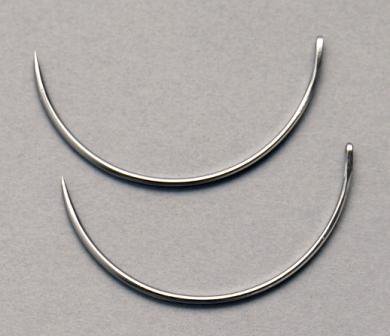 Picture of Suture Needle Richard-Allan® 1/2 Circle Taper Point-Light Needle Improved Mayo Catgut Type Size 4 Needle222204