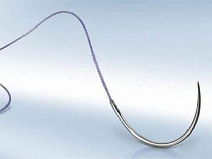 Picture of Suture with Needle Novosyn® Absorbable Coated Undyed Suture Braided Polyglycolide Size 3 - 0 70 cm Suture 1-Needle 26 mm Length 1/2 Circle Taper Point NeedleC0069041