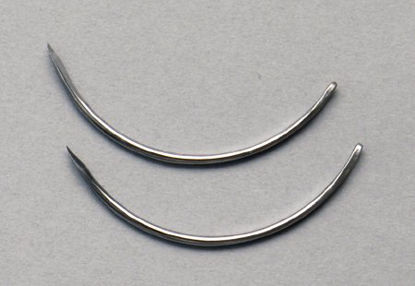 Picture of Suture Needle Richard-Allan® 3/8 Circle Taper Point-Heavy Needle Mayo Catgut Type Size 3 Needle216803
