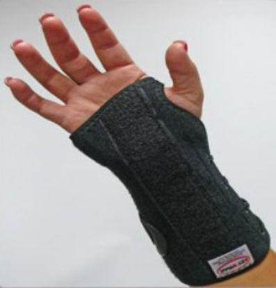 Picture of Wrist / Forearm Brace Talon™ V MPFlex™ Contoured Felt / Vinyl Left Hand Black Medium / Large11424-35