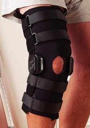 Picture of Knee Brace Rolyan® Medium 17 Inch Length55986603