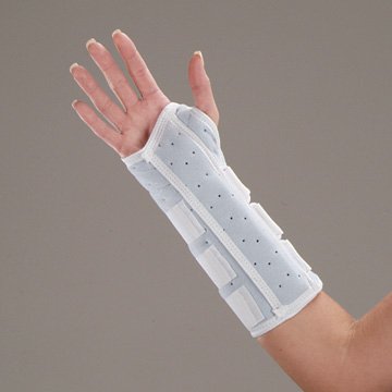 Picture of Wrist / Forearm Brace DeRoyal® Foam / Tricot Liner Right Hand Black One Size Fits MostBF5066-82