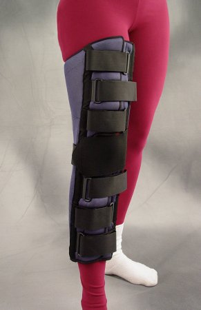 Picture of Knee Immobilizer Comfor™ Large Hook and Loop Closure 22 Inch Length Left or Right Knee08142474