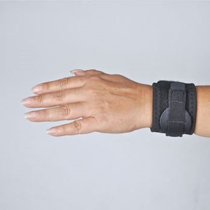 Picture of Cock-Up Wrist Brace TeraFoam Fabric / Neoprene / Terry Cloth Right Hand Black Medium081505023