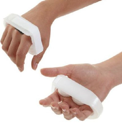 Picture of Hand Splint Breg® Galveston Metacarpal HDPE / Nylon / Polypropylene Left or Right Hand White X-Large102236