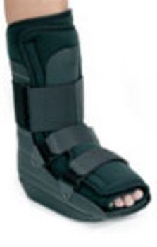 Picture of Walker Boot Nextep™ Shortie Medium Male 7 to 10 / Female 8 to 11-1/2 Left or Right Foot79-95445-017