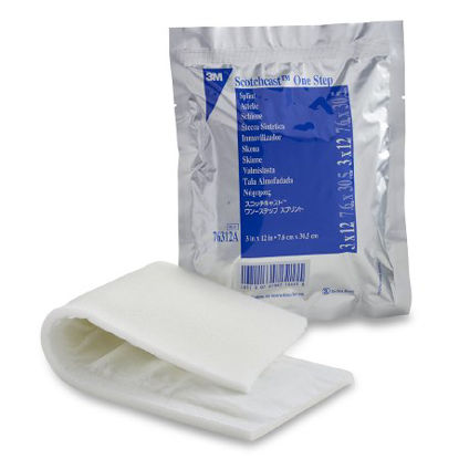 Picture of Precut Splint 3M™ Scotchcast™ One-Step 3 X 12 Inch Fiberglass White76312A