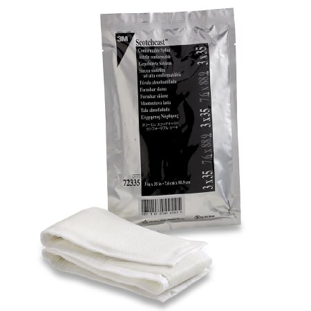Picture of One-Sided Padded Splint 3M™ Scotchcast™ Conformable 3 X 35 Inch Fiberglass / Polyurethane White72335